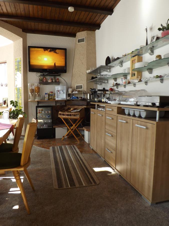 B&B Pension Winzerhaus Zell-Mosel Eksteriør billede